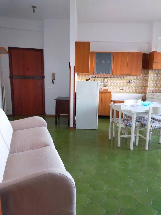 Casa Di Baia Appartement Pesaro Buitenkant foto