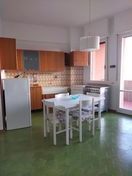 Casa Di Baia Appartement Pesaro Buitenkant foto